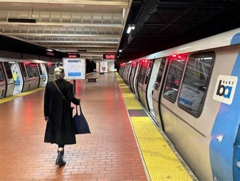 Relatives mourn 'Tita Cora', Pinay killed in San Francisco train .